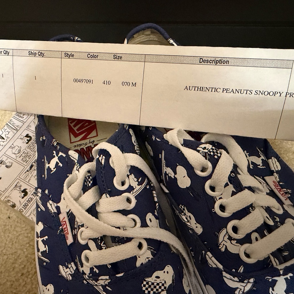 Vans Blue Snoopy Print Low Top Sneakers - Picture 10 of 13